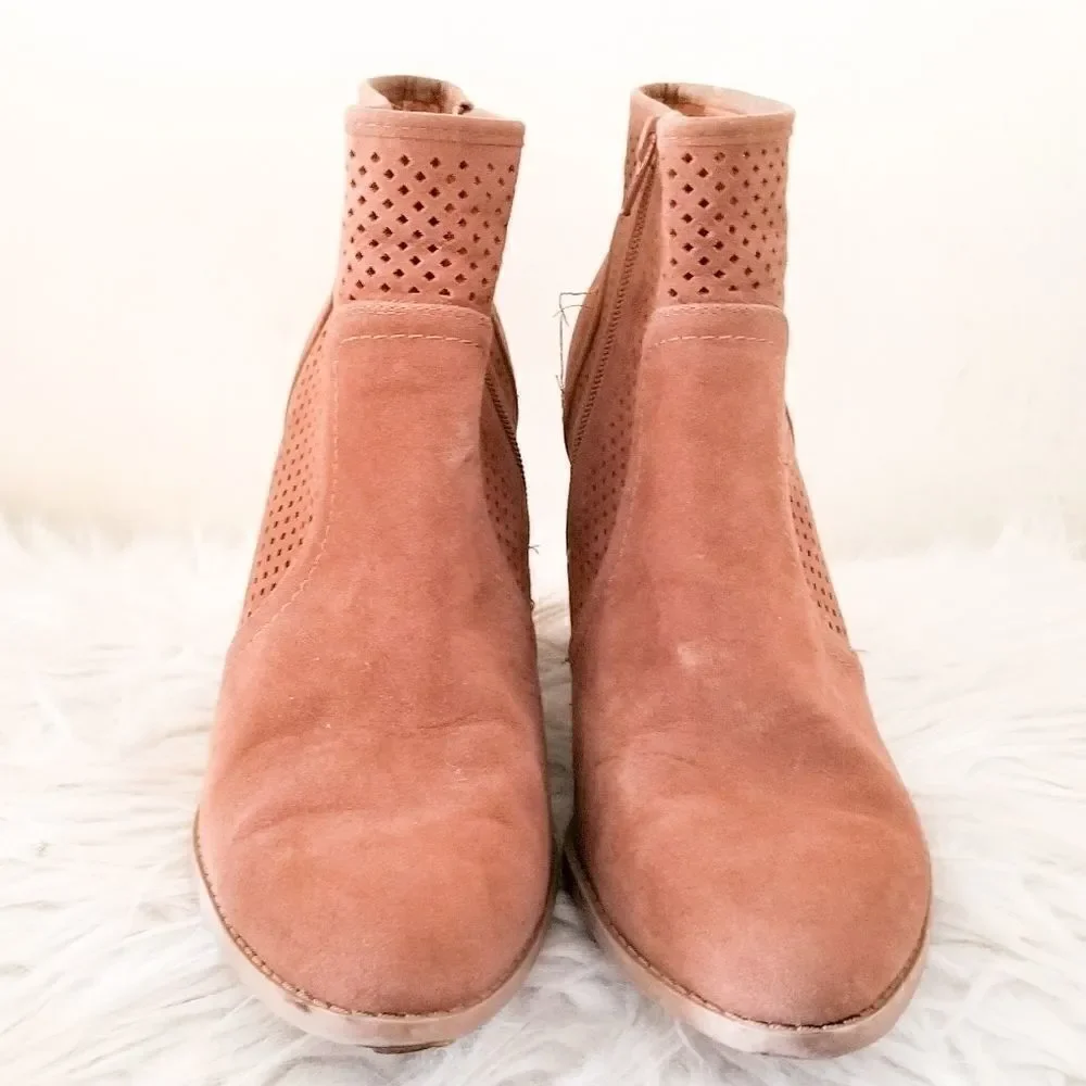 Universal Threads bootie style boots size 10